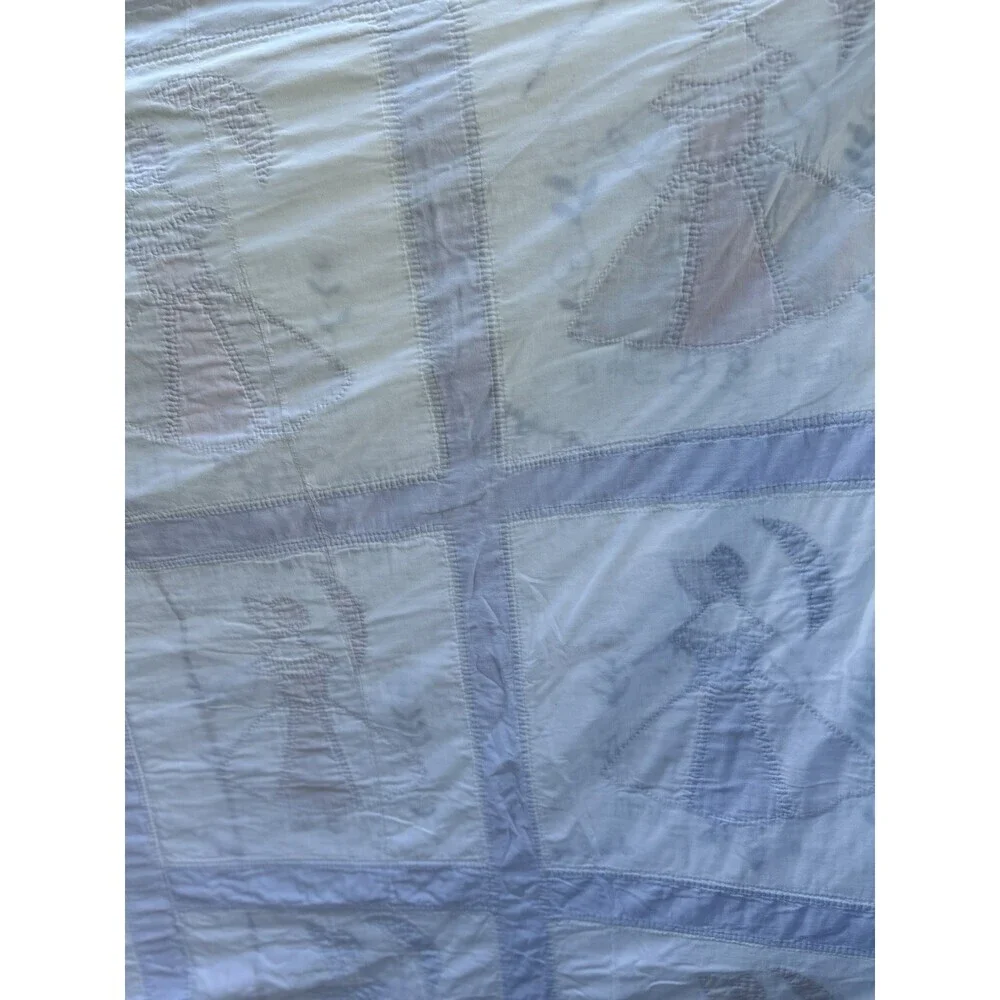 Vintage Handmade embroidered friendship quilt with Sun Bonnet Girls. 77” X 95”